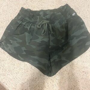 Women's Camouflage Shorts - Green